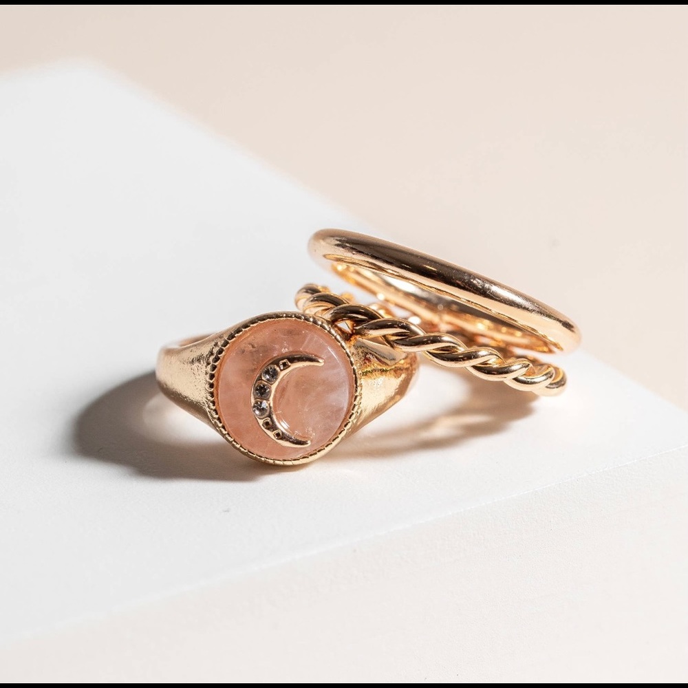 Crescent stackable ring set